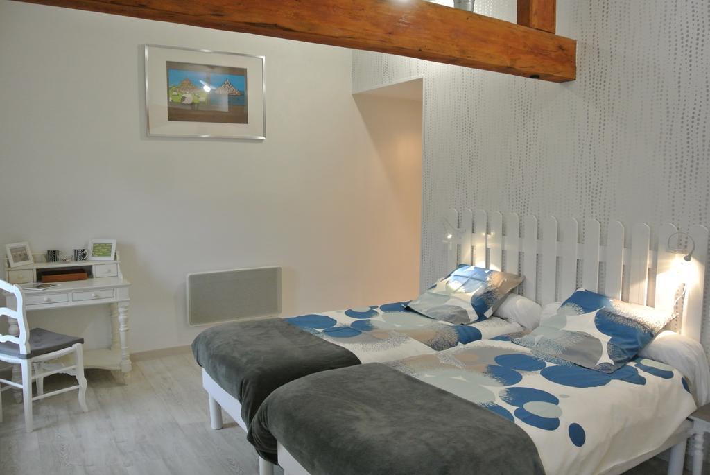 La Fresnee Chambres D'Hotes Mosles Bagian luar foto